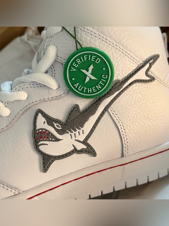Oski x Nike SB Dunk High Great White Shark DC8908-105 Men’s Sneakers Size 11 NIB main image 8